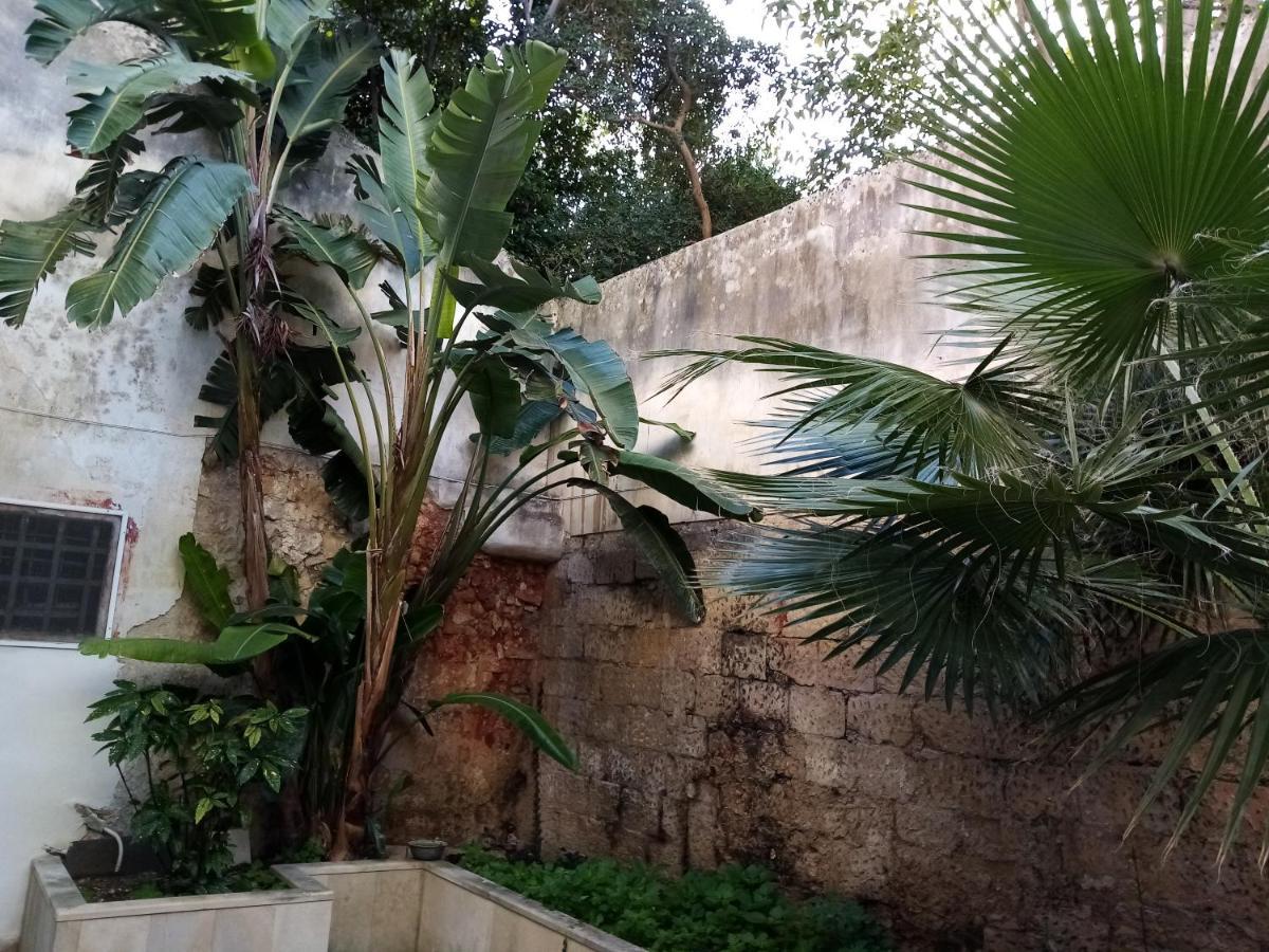לינה וארוחת בוקר לצ'ה Dimora Storica Le Perle מראה חיצוני תמונה